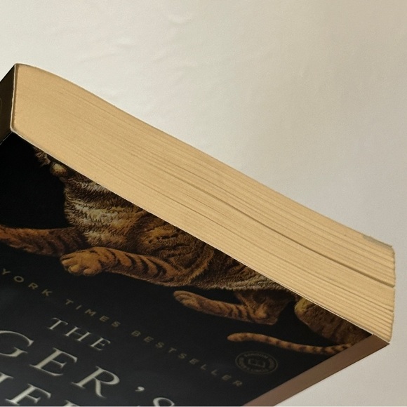 The Tiger's Wife: A Novel by Tea Obreht | Historical Fiction | Paperback Book - Picture 6 of 7